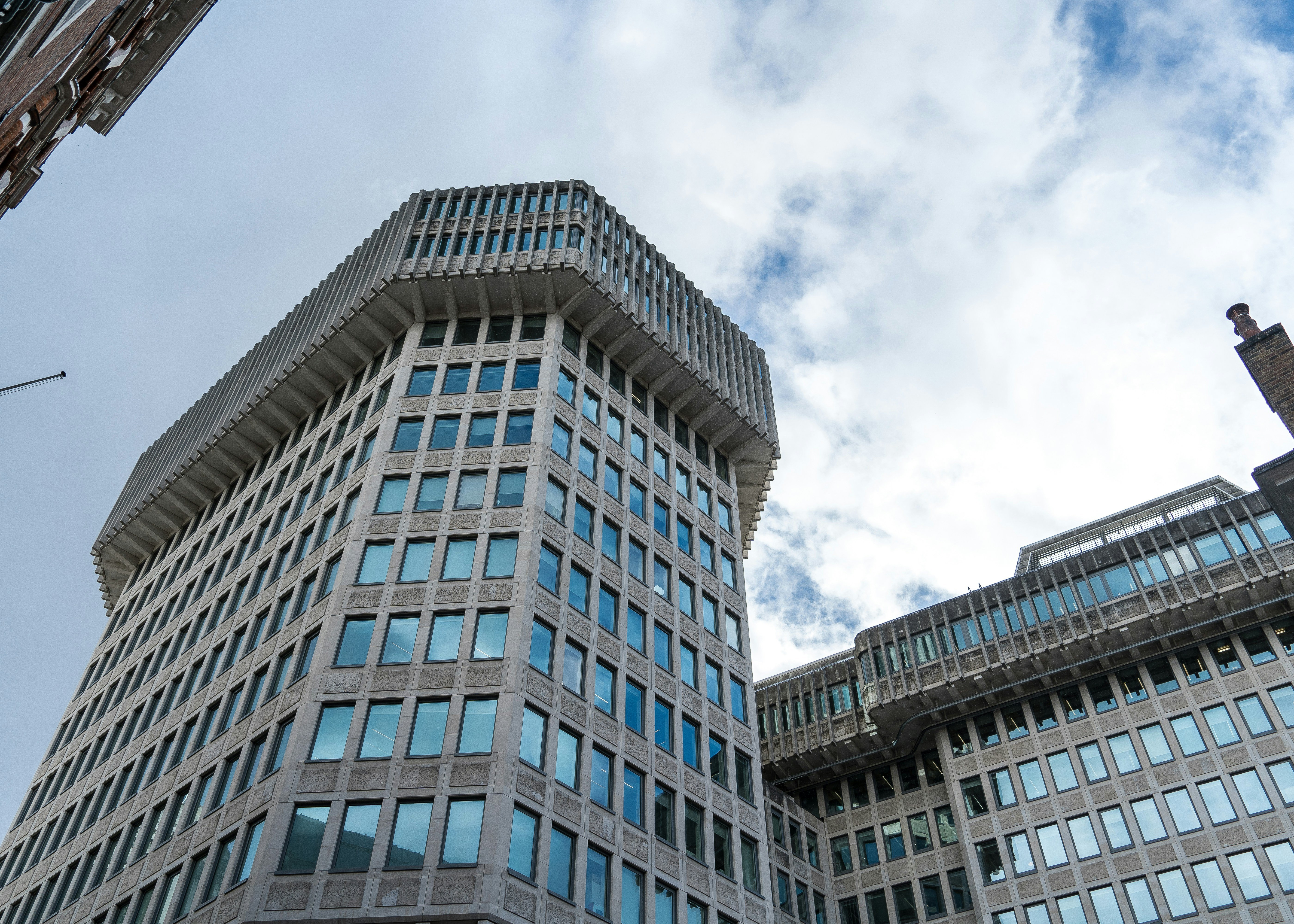 Government-building